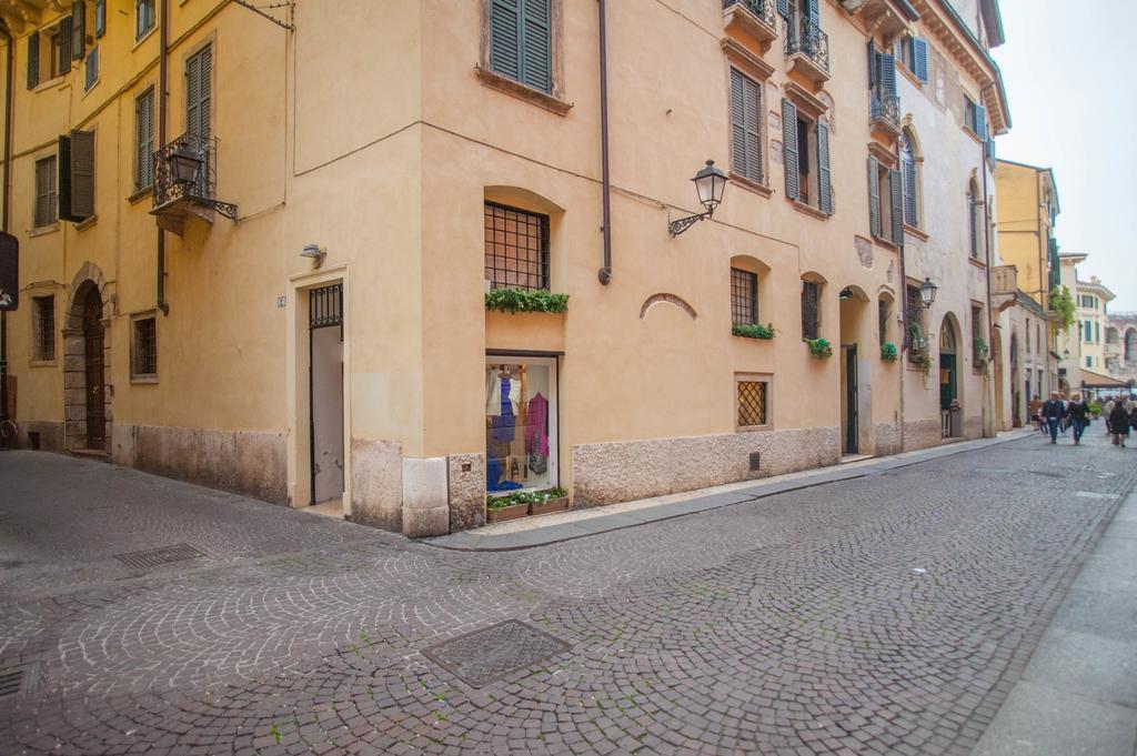 Italianflat - La Residenza Del Cantante Verona Bagian luar foto